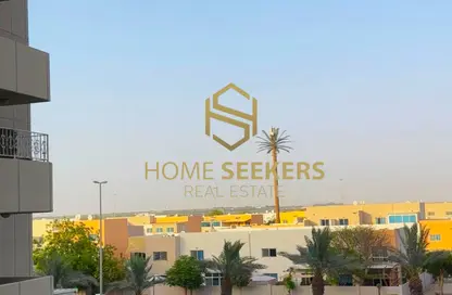 Apartment - 3 Bedrooms - 4 Bathrooms for sale in Tower 18 - Al Reef Downtown - Al Reef - Abu Dhabi