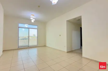 Apartment - 2 Bedrooms - 3 Bathrooms for rent in Mazaya 21 - Queue Point - Liwan - Dubai Land - Dubai