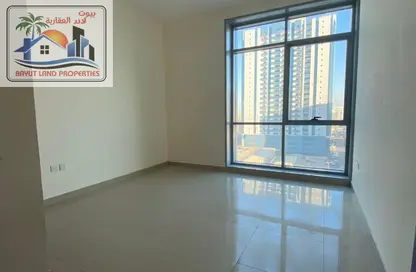 شقة - 2 غرف نوم - 3 حمامات للايجار في مساكن كورنيش عجمان - طريق كورنيش عجمان - عجمان