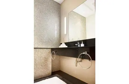 Bathroom image for: Apartment - 1 Bedroom - 1 Bathroom for rent in Central Park Residential Tower - Central Park Tower - DIFC - Dubai, Image 1
