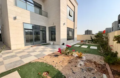 Villa - 5 Bedrooms - 7 Bathrooms for sale in Al Zahia - Muwaileh Commercial - Sharjah