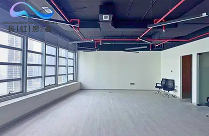 مكتب - استوديو - 1 حمام للايجار في البرج الفضي - الخليج التجاري - دبي