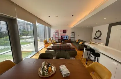 Living / Dining Room image for: Apartment - 3 Bedrooms - 4 Bathrooms for rent in Apartment Building 7 - Bluewaters Residences - Bluewaters - Dubai, Image 1