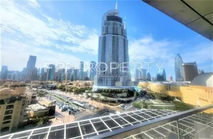 Apartment - 1 Bedroom - 2 Bathrooms for sale in Boulevard Point - Downtown Dubai - Dubai