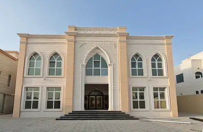 Villa - 7 Bedrooms - 7+ Bathrooms for rent in Madinat Al Riyad - Abu Dhabi