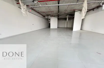 Show Room - Studio - 2 Bathrooms for rent in SG Muwaileh Building - Muwaileh - Sharjah