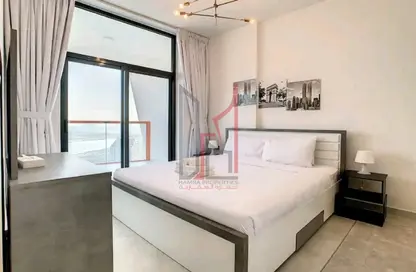 صورة لـ غرفة- غرفة النوم شقة - غرفة نوم - 2 حمامات للايجار في بن غاطي افنيو - الجداف - دبي ، صورة رقم 1