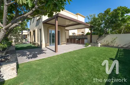 فيلا - 2 غرف نوم - 3 حمامات للايجار في الينابيع 10 - الينابيع - دبي