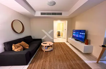 Villa - 2 Bedrooms - 3 Bathrooms for rent in Springs 14 - The Springs - Dubai