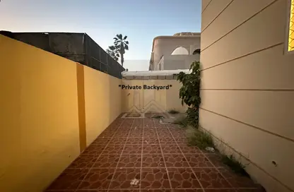 Apartment - 2 Bedrooms - 2 Bathrooms for rent in Khalifa City A Villas - Khalifa City A - Khalifa City - Abu Dhabi