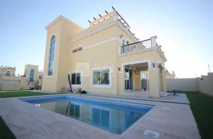 Villa - 4 Bedrooms - 4 Bathrooms for sale in Legacy Nova Villas - Jumeirah Park - Dubai
