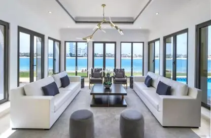 فيلا - 6 غرف نوم - 7 حمامات للايجار في D فيلات سيجنتشر سعفة - فيلات سيجنتشر - نخلة جميرا - دبي فيلا - 6 غرف نوم - 7 حمامات للايجار في D فيلات سيجنتشر سعفة - فيلات سيجنتشر - نخلة جميرا - دبي