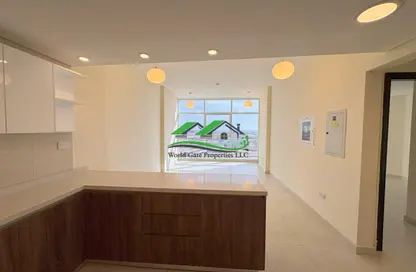 شقة - 2 غرف نوم - 3 حمامات للايجار في بناية الاميرة - شاطئ الراحة - أبوظبي