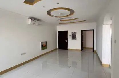 Apartment - 2 Bedrooms - 3 Bathrooms for rent in Al Jurf 2 - Al Jurf - Ajman Downtown - Ajman