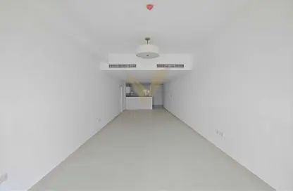 شقة - 2 غرف نوم - 2 حمامات للايجار في 6A-6B الخيل هايتس - القوز 4 - القوز - دبي