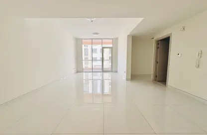 Apartment - 2 Bedrooms - 3 Bathrooms for rent in GGICO Building Moweilah - Muwaileh Commercial - Sharjah