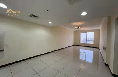 شقة - غرفة نوم - 2 حمامات للايجار في المحطة - القاسمية - الشارقة