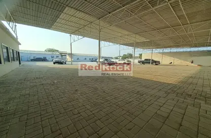 أرض - استوديو للايجار في المنطقة الصناعية رقم 3 - المنطقة الصناعية بالشارقة - الشارقة