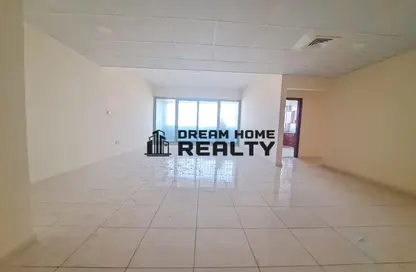 Apartment - 2 Bedrooms - 2 Bathrooms for rent in Jamal Abdul Nasser Street - Al Majaz - Sharjah