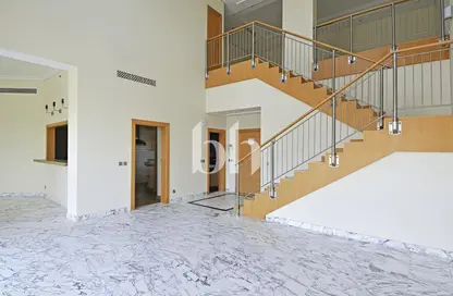 Apartment - 4 Bedrooms - 5 Bathrooms for sale in Al Sarrood - Shoreline Apartments - Palm Jumeirah - Dubai