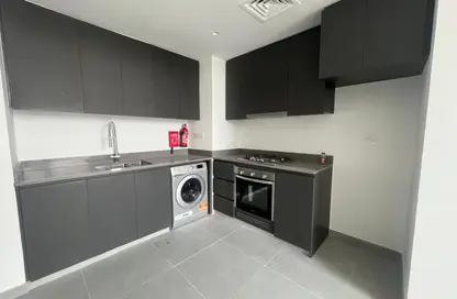 Apartment - 2 Bedrooms - 3 Bathrooms for rent in Tiraz 3 - Aljada - Sharjah