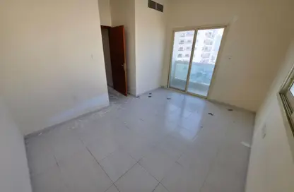 Apartment - 1 Bedroom - 1 Bathroom for rent in Al Rashidiya Towers - Al Rashidiya - Ajman Downtown - Ajman