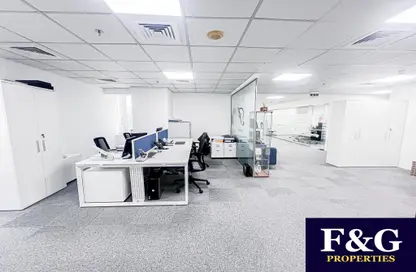 Fitted | High Floor | Tenanted | Lake View