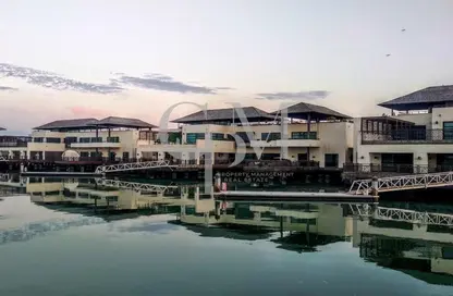Villa - 4 Bedrooms - 6 Bathrooms for sale in Al Qurm - Abu Dhabi
