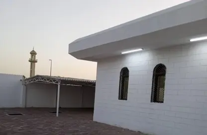 Villa for rent in Gate Tower 1 - Musheiref - Ajman