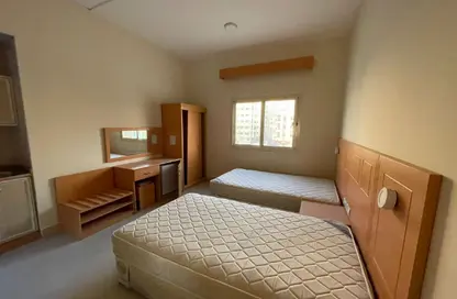 Apartment - Studio - 1 Bathroom for rent in Al Butina B - Al Butina - Sharjah