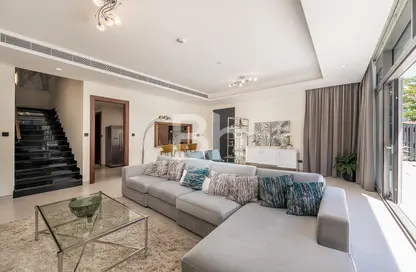 فيلا - 5 غرف نوم - 5 حمامات للايجار في فلل 180 درجة - ليوان - دبي لاند - دبي