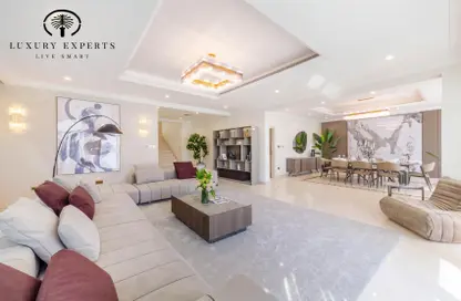 Villa - 5 Bedrooms - 5 Bathrooms for rent in Garden Homes Frond E - Garden Homes - Palm Jumeirah - Dubai