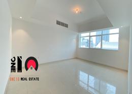 Apartment - 2 bedrooms - 2 bathrooms for rent in Al Noor Tower - Khalifa Street - Abu Dhabi