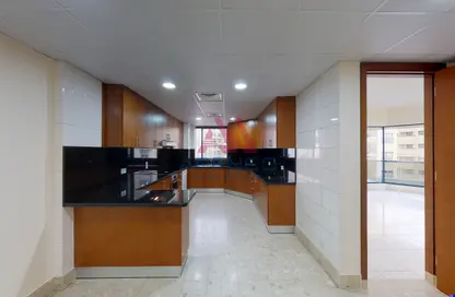 Apartment - 4 Bedrooms - 5 Bathrooms for rent in Golden Sands 4 - Mankhool - Bur Dubai - Dubai