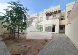 صورةمبنى خارجي لـ: فيلا - 4 غرف نوم - 6 حمامات للكراء في مطار البطين - منطقة المرور - أبوظبي, صورة 1
