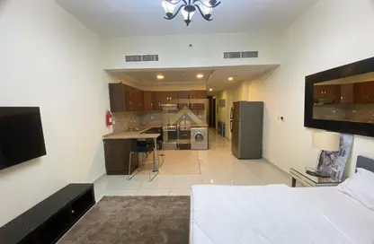 Apartment - Studio - 1 Bathroom for rent in Arena Apartments - The Arena Apartments - Dubai Sports City - Dubai