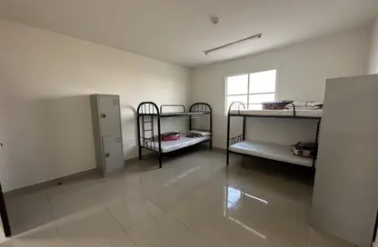 Room / Bedroom image for: Labor Camp - Studio for rent in Leetag - Al Ain Industrial Area - Al Ain, Image 1