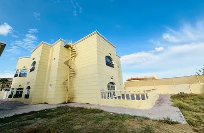 Villa - 7 Bedrooms - 7+ Bathrooms for rent in Al Warqa'a 4 - Al Warqa'a - Dubai