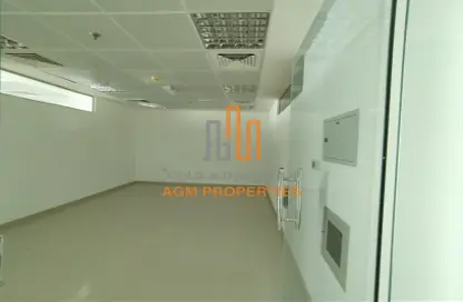 Empty Room image for: Office Space - Studio for rent in Apricot - Dubai Silicon Oasis - Dubai, Image 1