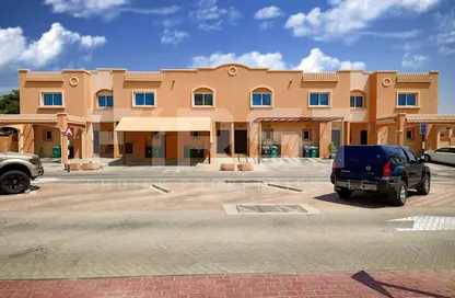صورة لـ مبنى خارجي فيلا - 4 غرف نوم - 5 حمامات للبيع في طراز منطقة  البحر المتوسط - فيلات الريف - مشروع الريف - أبوظبي ، صورة رقم 1