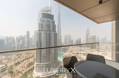 Apartment - 3 Bedrooms - 3 Bathrooms for rent in Boulevard Point - Downtown Dubai - Dubai