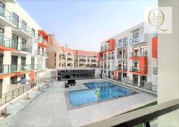 صورةحوض سباحة لـ: شقة - 2 غرف نوم - 3 حمامات للبيع في بن غاطي ميراج - قرية الجميرا سركل - دبي, صورة 1