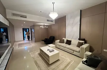 Apartment - 2 Bedrooms - 3 Bathrooms for sale in Al Khan - Sharjah