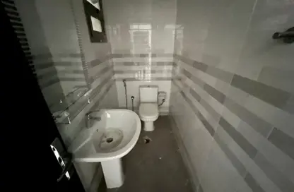 Apartment - 1 Bedroom - 2 Bathrooms for rent in Al Jurf 2 - Al Jurf - Ajman Downtown - Ajman Apartment - 1 Bedroom - 2 Bathrooms for rent in Al Jurf 2 - Al Jurf - Ajman Downtown - Ajman