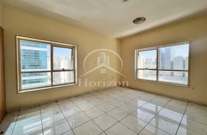 Apartment - 3 Bedrooms - 3 Bathrooms for rent in Al Taawun - Sharjah