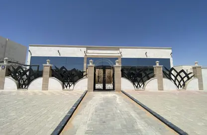 صالة عرض - استوديو - 2 حمامات للايجار في وادي العين 1 - النود - العين