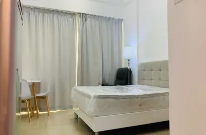 Apartment - 1 Bathroom for rent in Samia Azizi - Al Furjan - Dubai