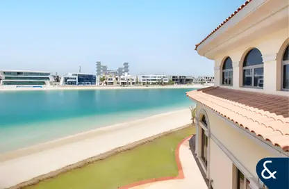 Villa - 5 Bedrooms - 6 Bathrooms for rent in Signature Villas Frond K - Signature Villas - Palm Jumeirah - Dubai
