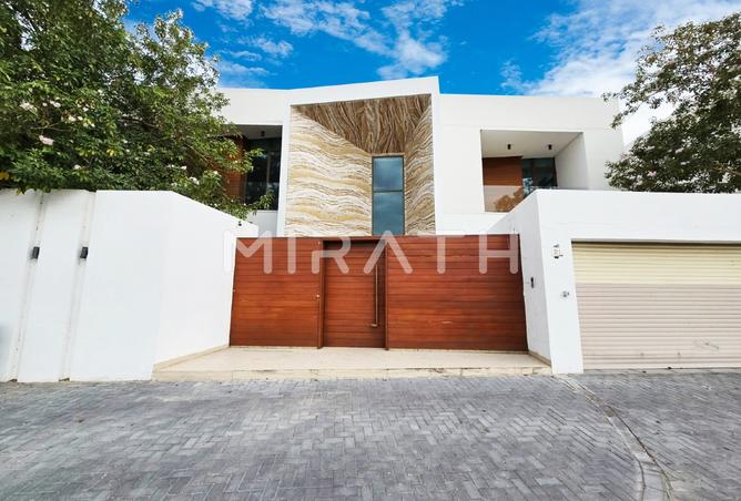 property-image