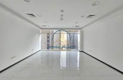 Office Space - Studio for rent in Park Lane Tower - Business Bay - Dubai